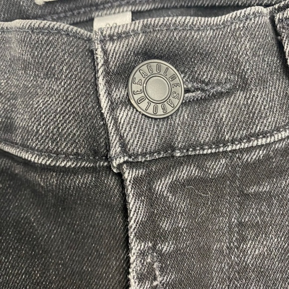 AGOLDE - Sophie High-Rise Distressed Skinny Crop Jeans in Temple Wash Size 28 - Picture 8 of 12